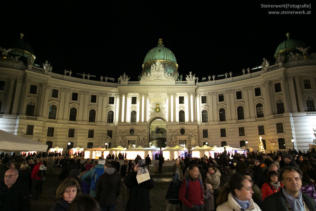 k.u.k. Weihnachtsmarkt Michaelerplatz Wien