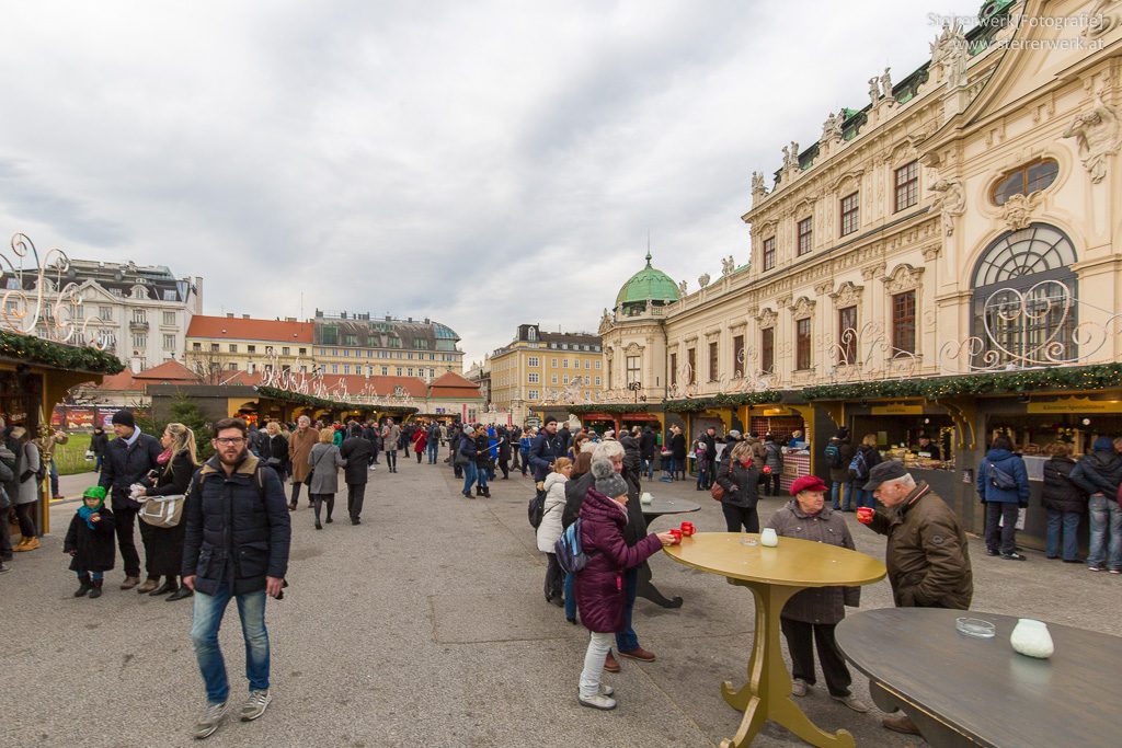 Weihnachtsdorf im Schloss Belvedere Wien