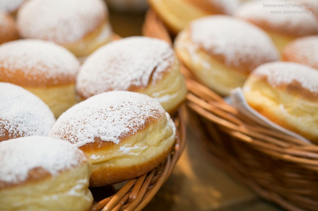 Faschingskrapfen vom Bäcker